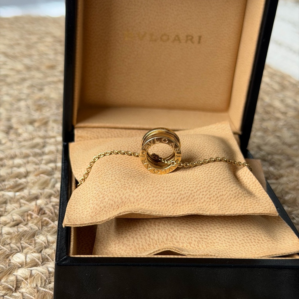Bulgari Gold Necklace B.zero1 design - Picture 4 of 7